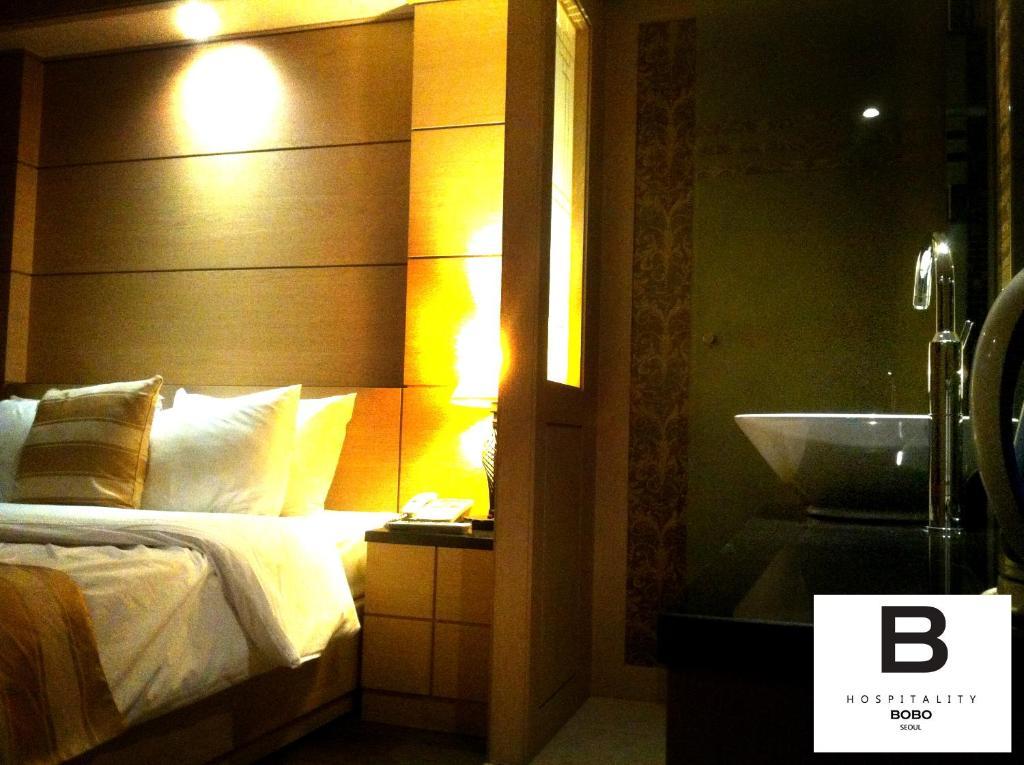 Bobo Hotel Hongdae Seoul Rum bild