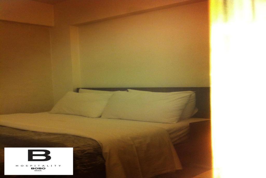 Bobo Hotel Hongdae Seoul Rum bild
